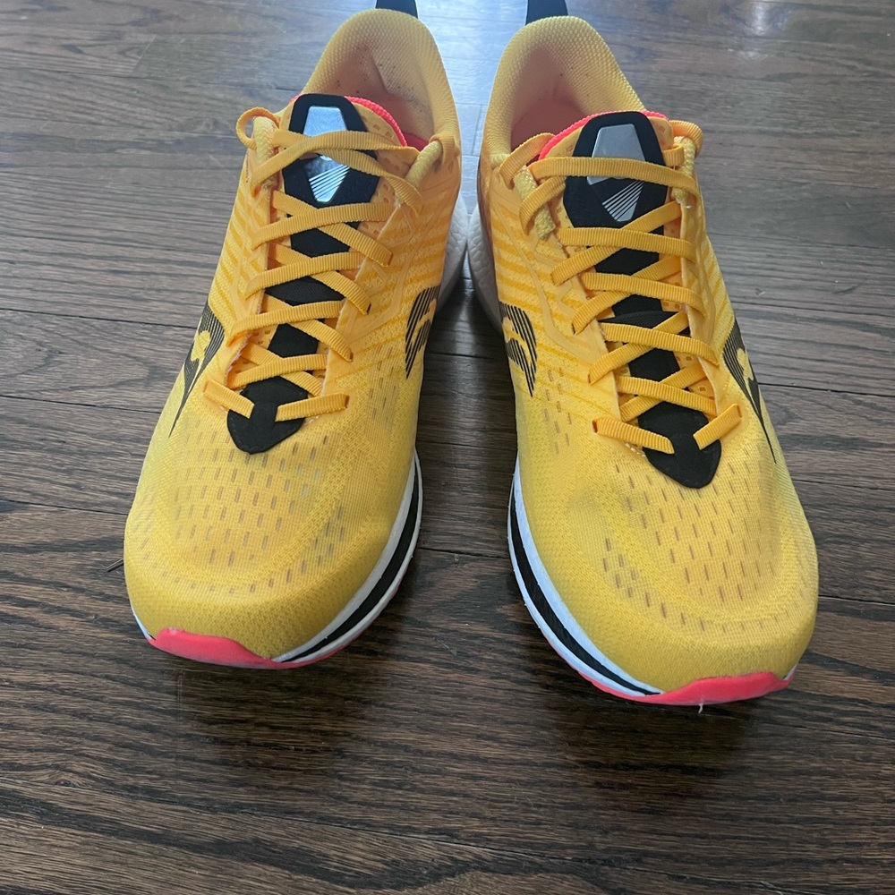 Saucony Endorphin Speed 2